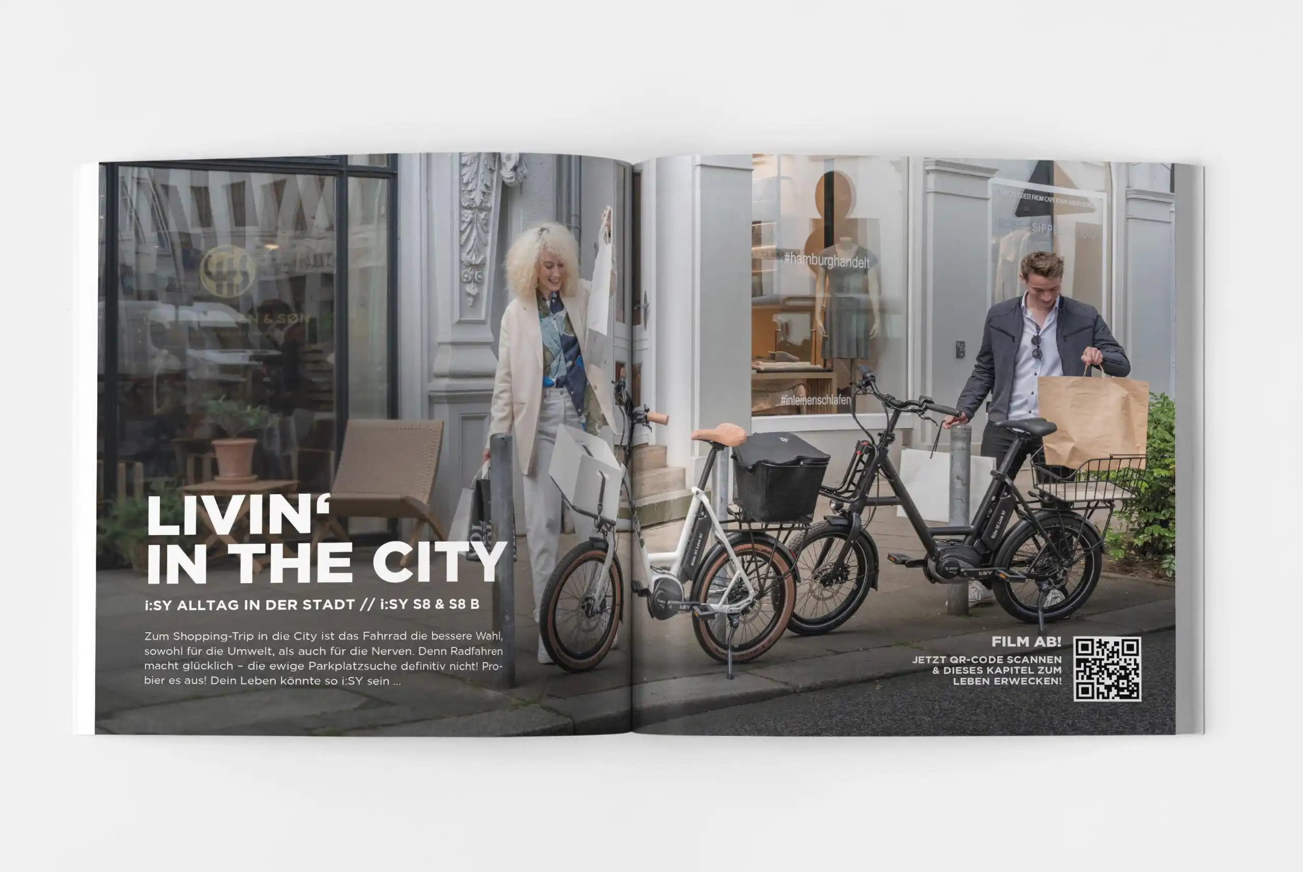 i:SY Magazin für die i:SY GmbH & Co. KG. Illustration Leipzig. Grafikdesign Leipzig. The C/A Studio. Charlie Grashoff. Videoproduktion Leipzig. Auflage: 20.000. Grafikdesign Halle. Grafikdesign Magdeburg. Grafikdesign Dresden.